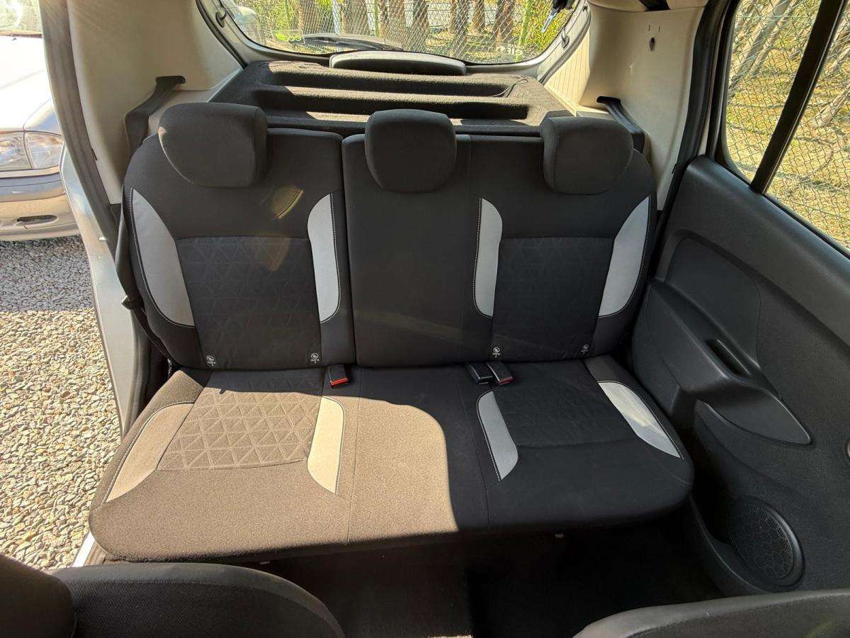 dacia-sandero-2015-diesel-1461cc