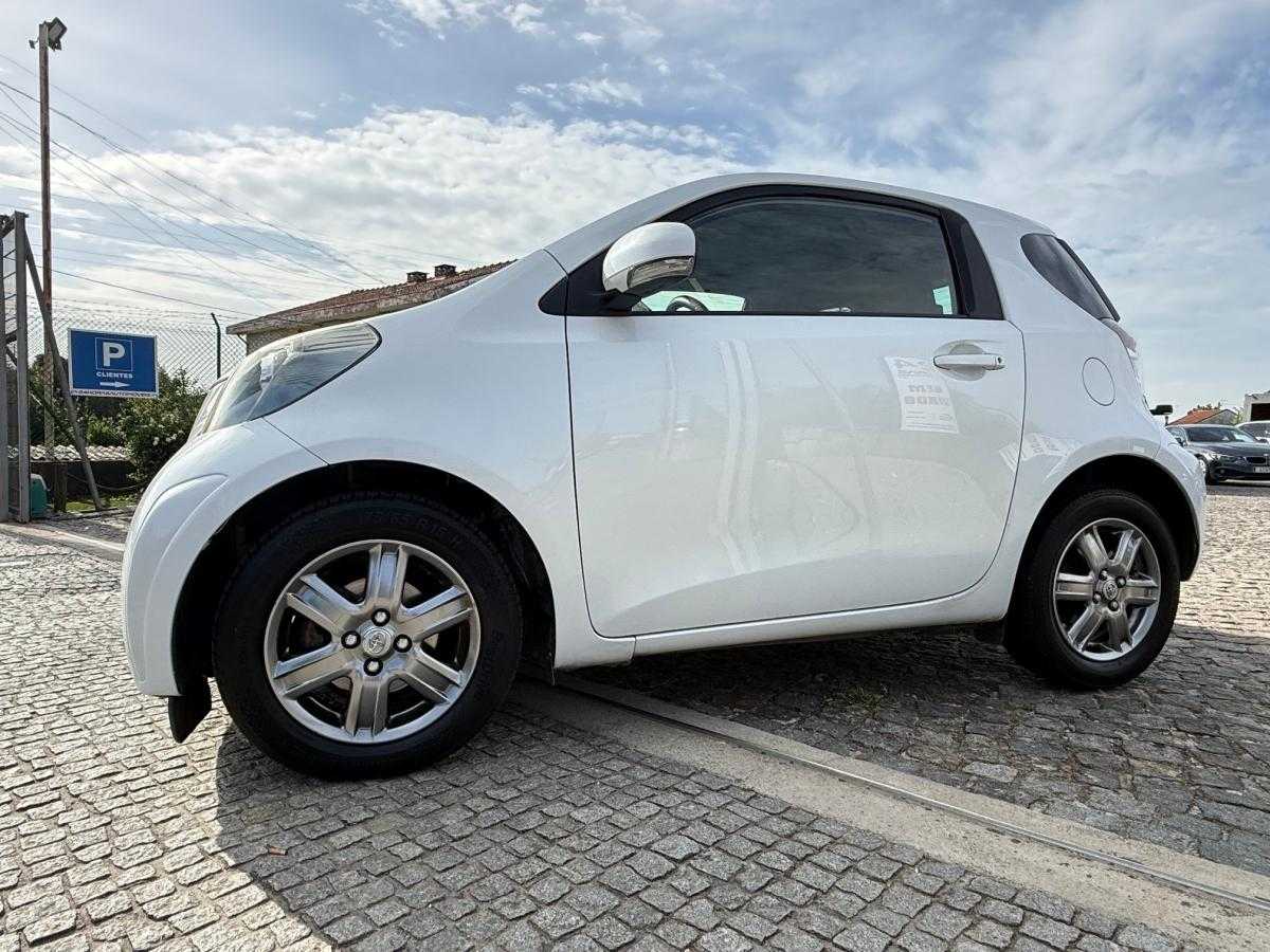 toyota-iq-2009-diesel-1364cc