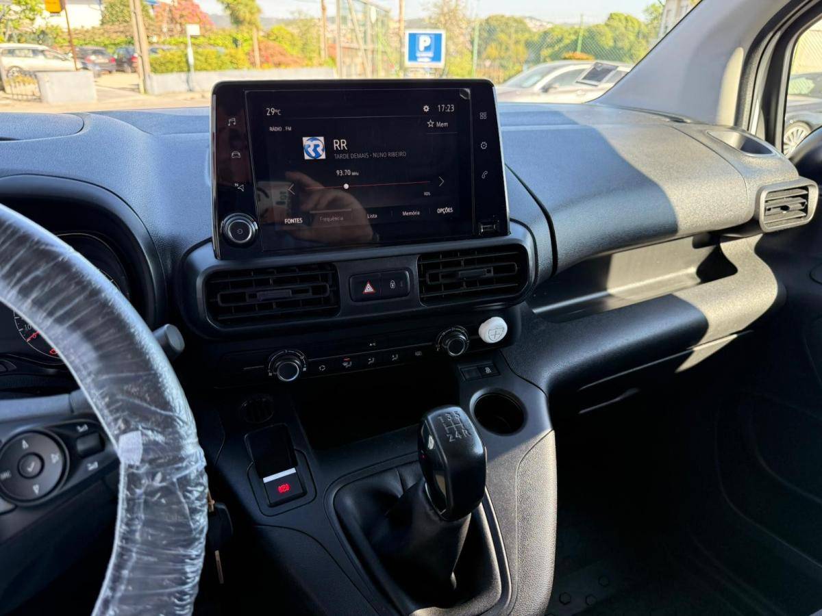 opel-combo-2019-diesel-1598cc