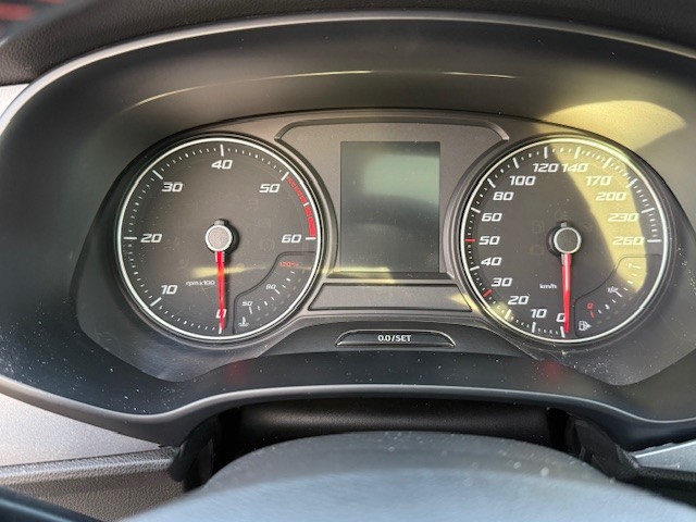 seat-leon-2015-diesel-1968cc