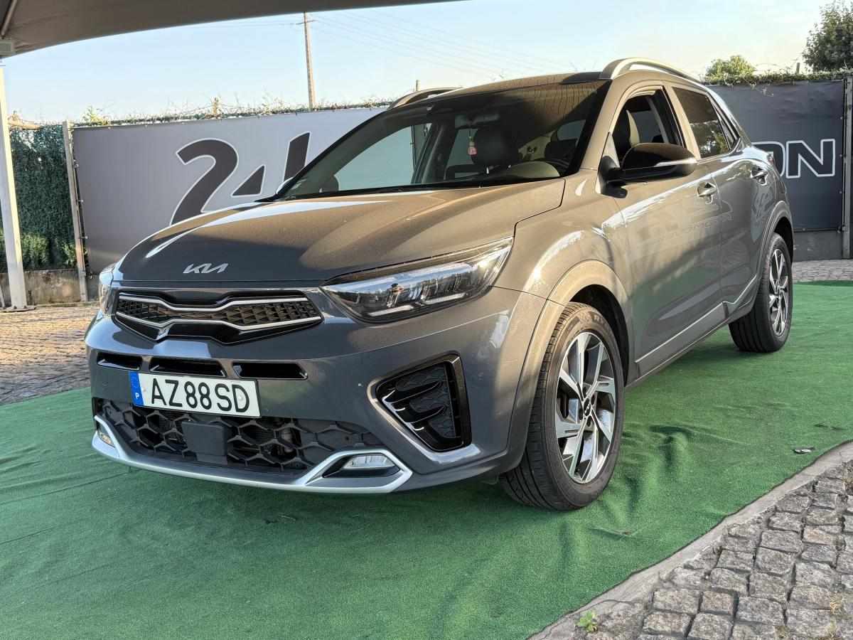 kia-stonic-2023-hibrido-998cc