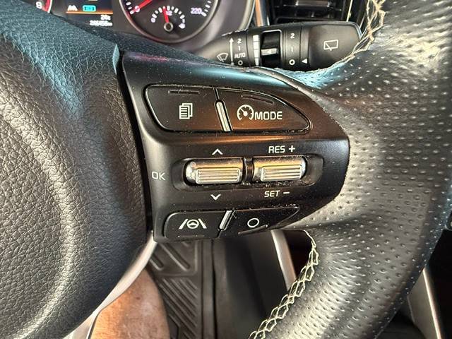 kia-stonic-2023-hibrido-998cc