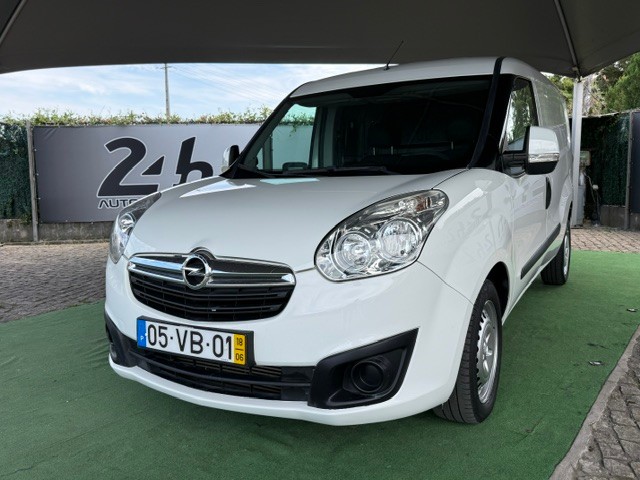 opel-combo-2018-diesel-1598cc