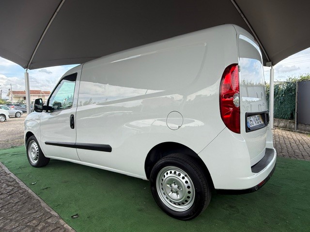 opel-combo-2018-diesel-1598cc