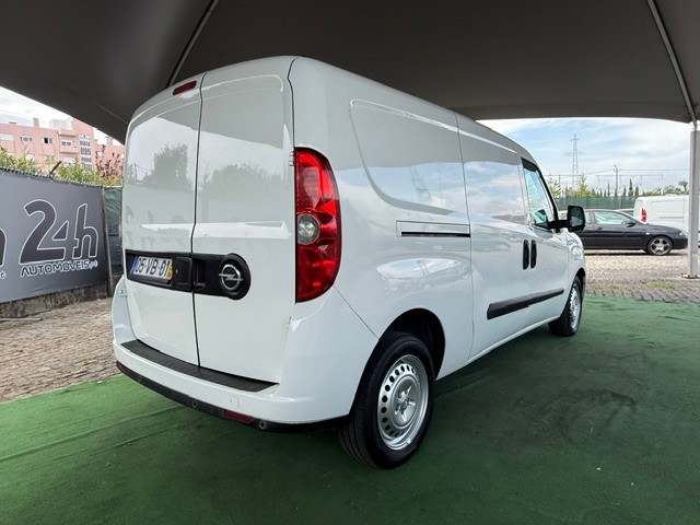 opel-combo-2018-diesel-1598cc