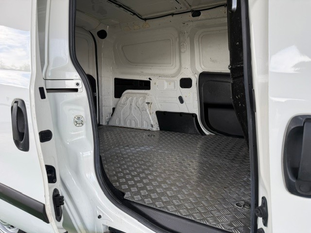opel-combo-2018-diesel-1598cc