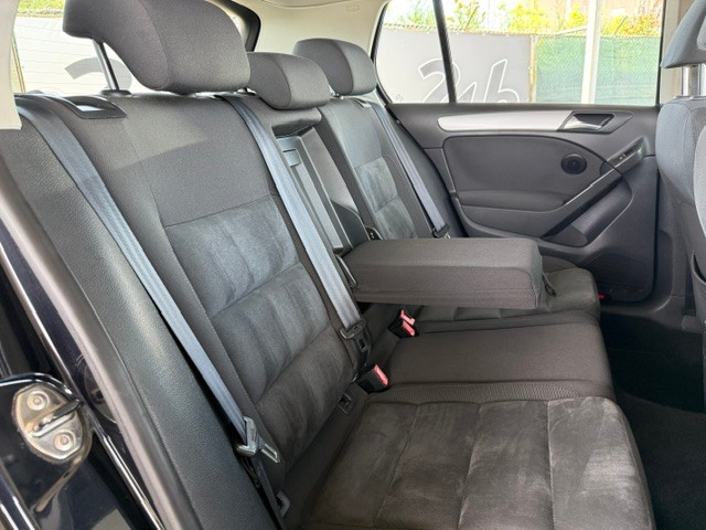 volkswagen-golf-2011-diesel-1598cc