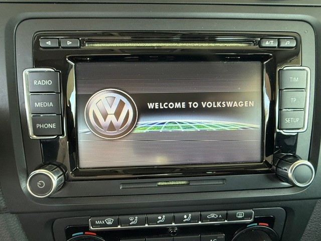 volkswagen-golf-2011-diesel-1598cc