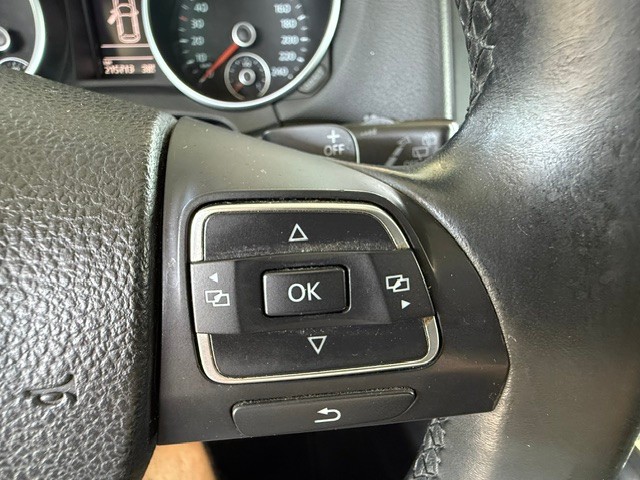 volkswagen-golf-2011-diesel-1598cc