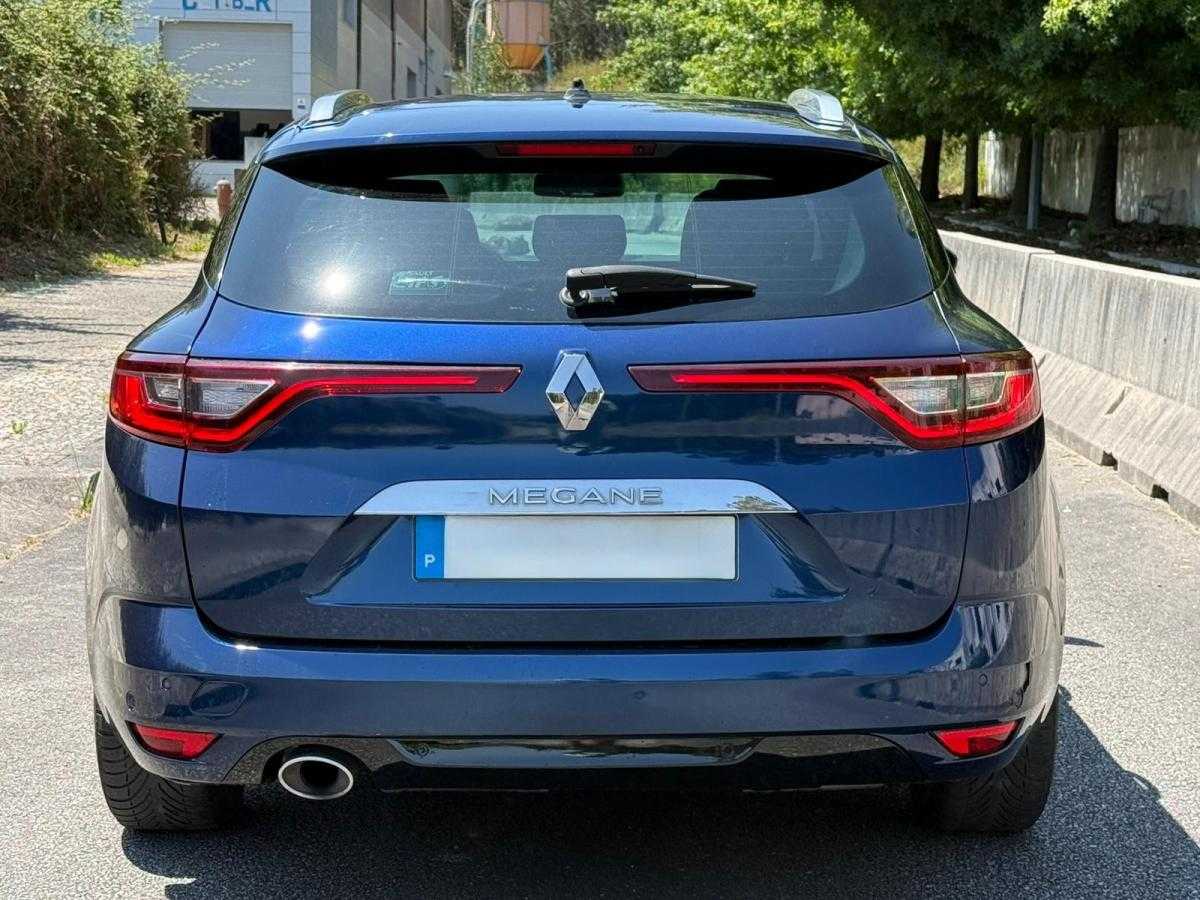 renault-megane-sport-tourer-2017-diesel-1461cc