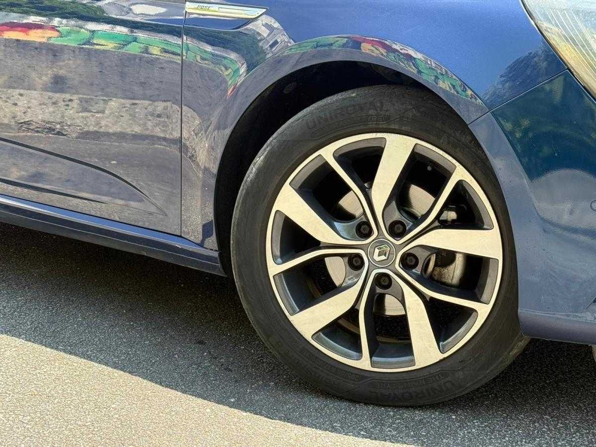 renault-megane-sport-tourer-2017-diesel-1461cc