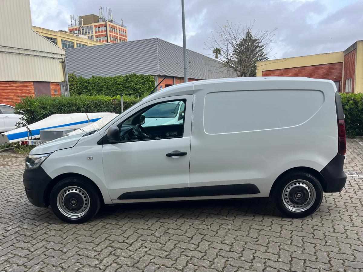 renault-express-1-5-95cv-2022-diesel-1461cc