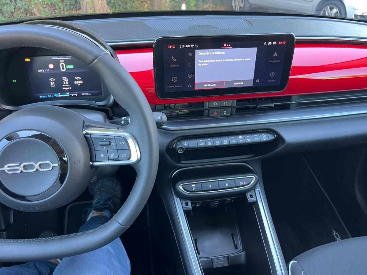 fiat-600-600e-54-kwh-2025-eletrico
