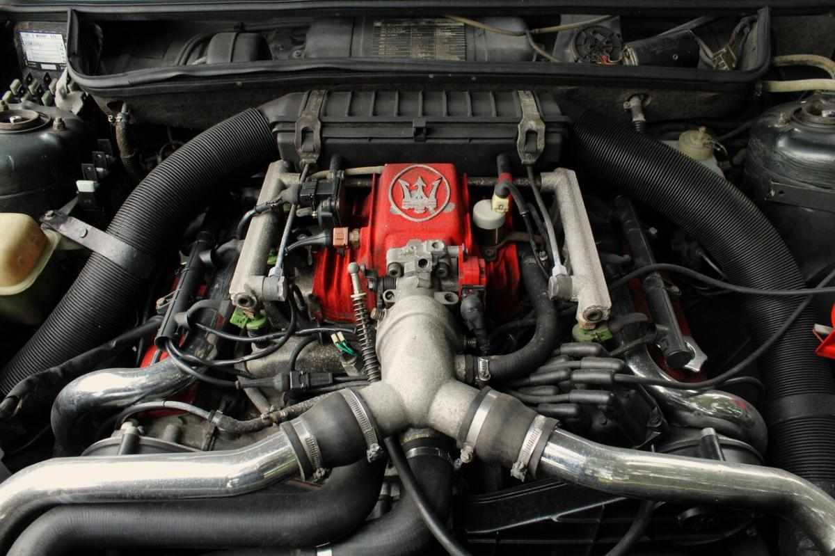 maserati-424-v6-biturbo-1991-gasolina-1996cc