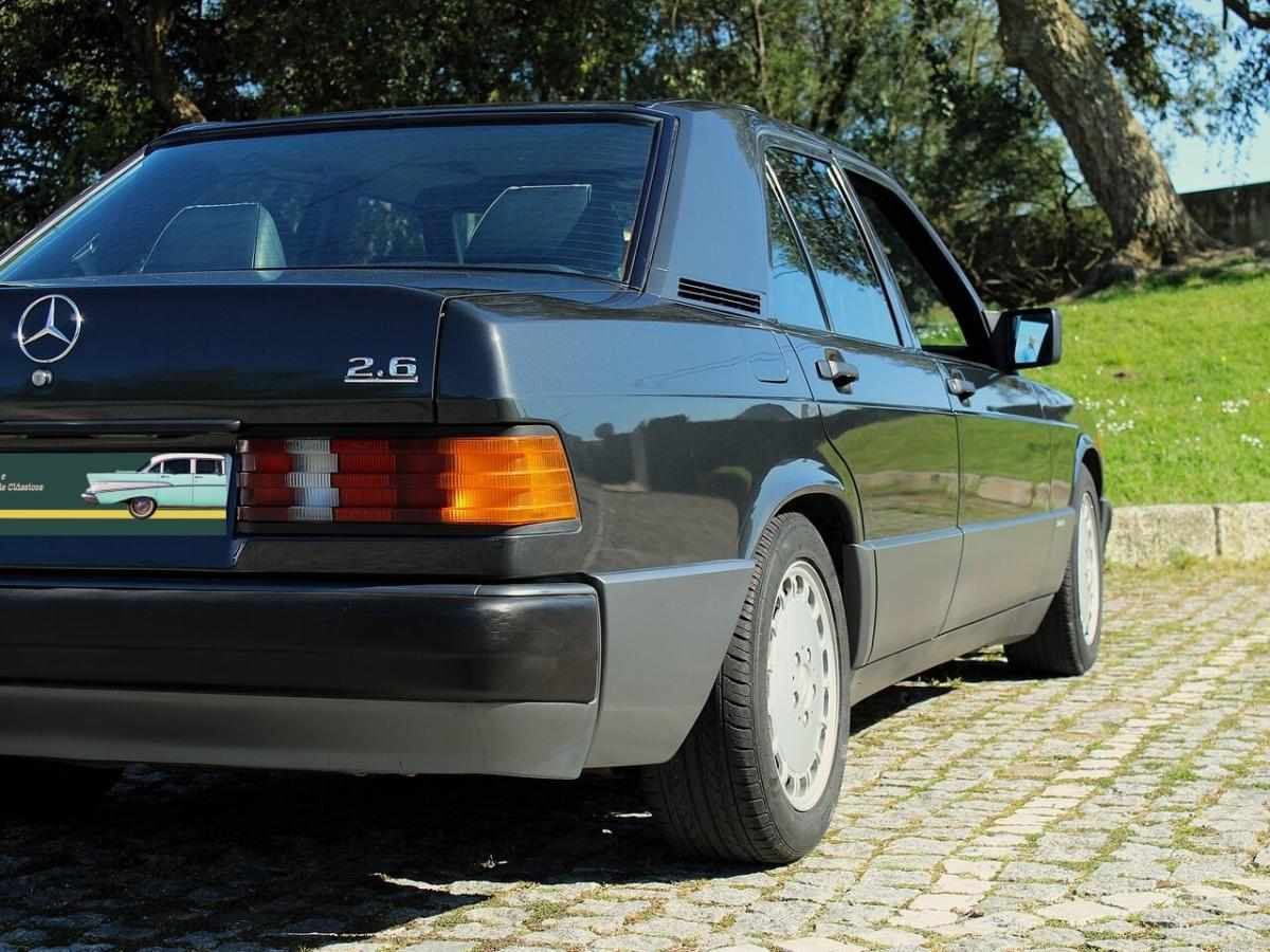 mercedes-benz-190-e-2-5-16-1989-gasolina-2498cc