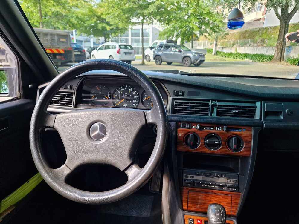 mercedes-benz-190-e-1-8-1992-gasolina-1737cc