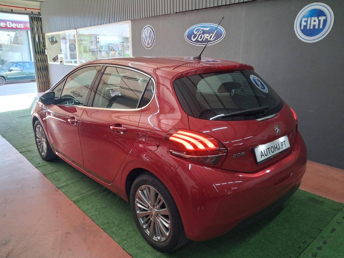 peugeot-208-2016-gasolina-1199cc