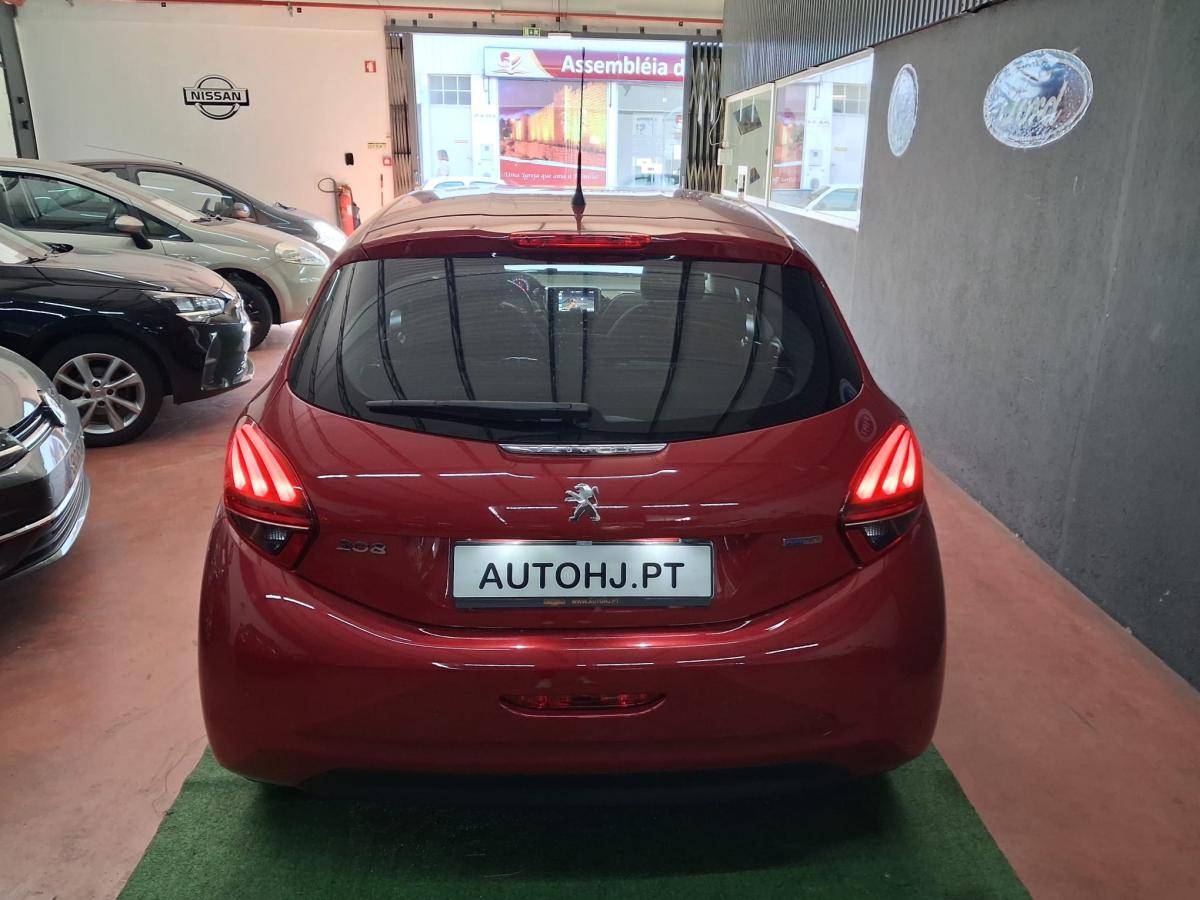 peugeot-208-2016-gasolina-1199cc