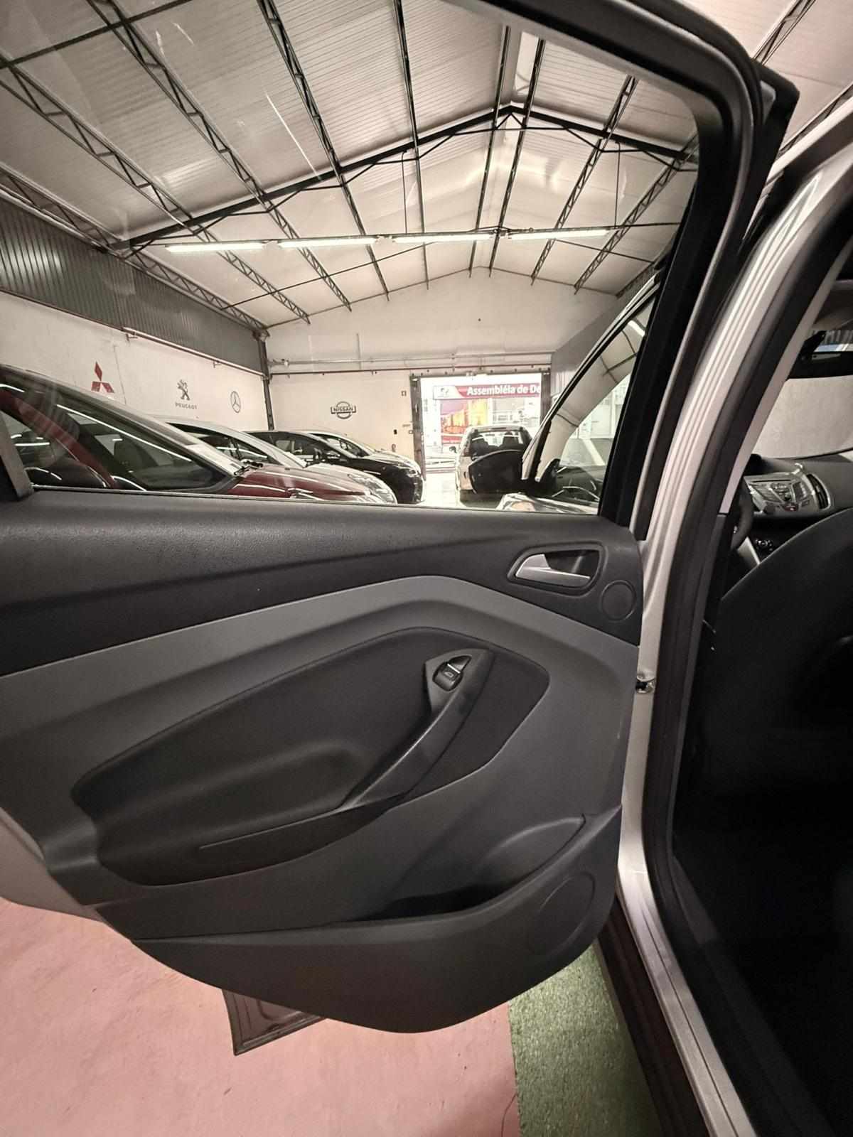 ford-c-max-2010-diesel-1560cc