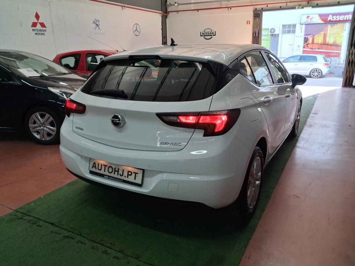 opel-astra-2019-diesel-1598cc