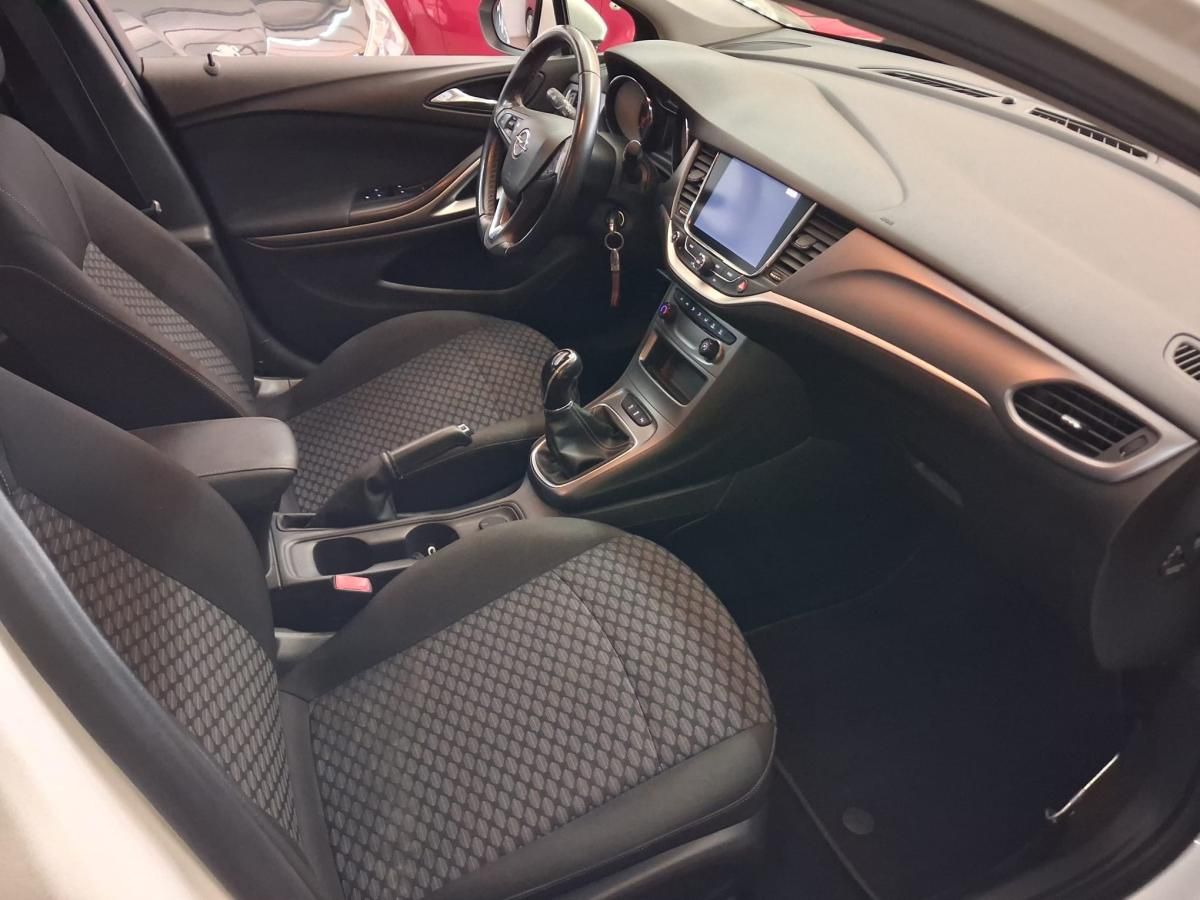 opel-astra-2019-diesel-1598cc