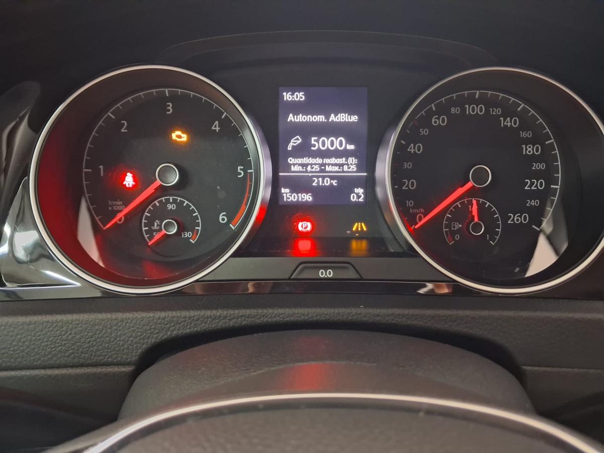 volkswagen-golf-2019-diesel-1598cc