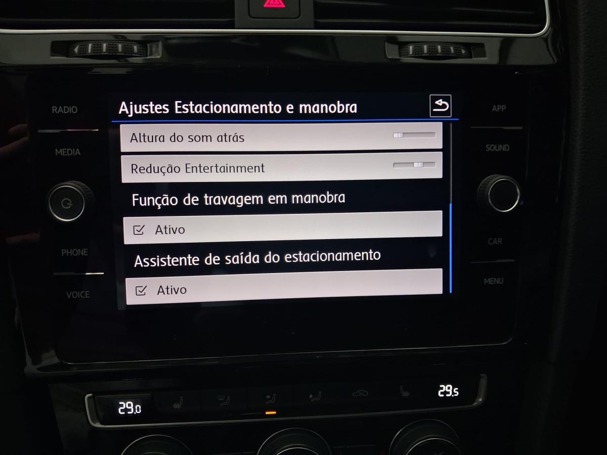 volkswagen-golf-2019-diesel-1598cc