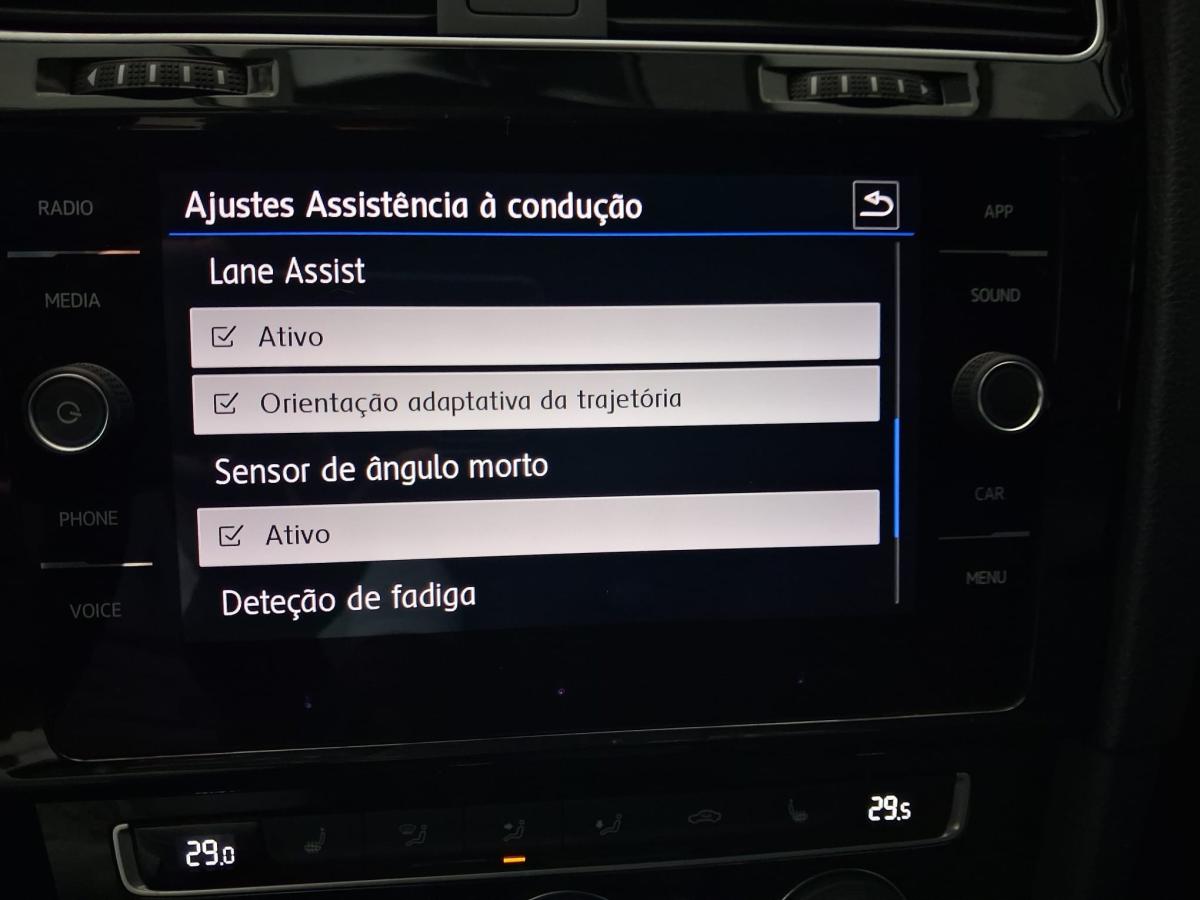 volkswagen-golf-2019-diesel-1598cc