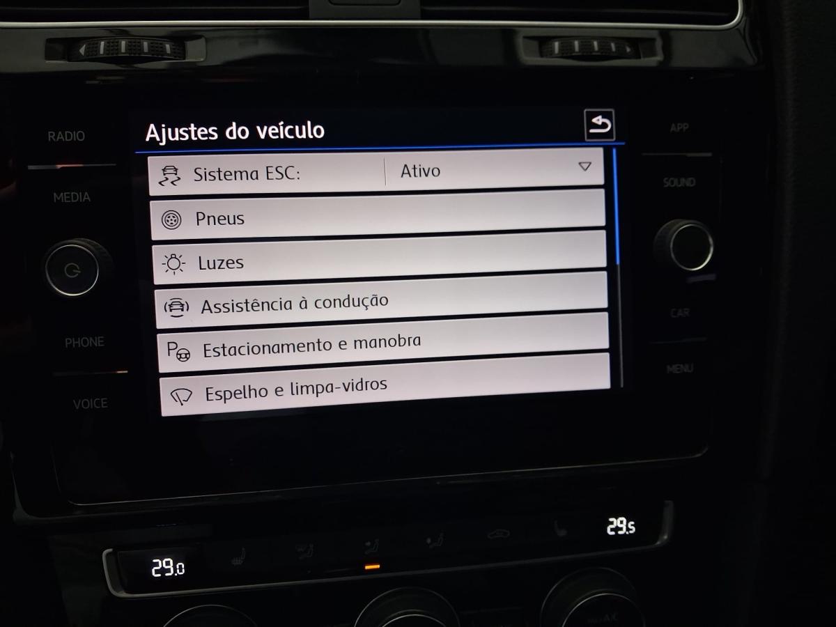 volkswagen-golf-2019-diesel-1598cc