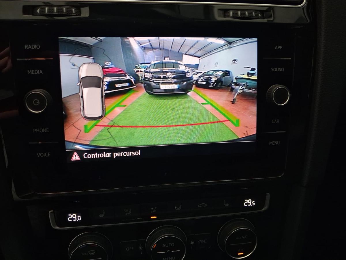 volkswagen-golf-2019-diesel-1598cc