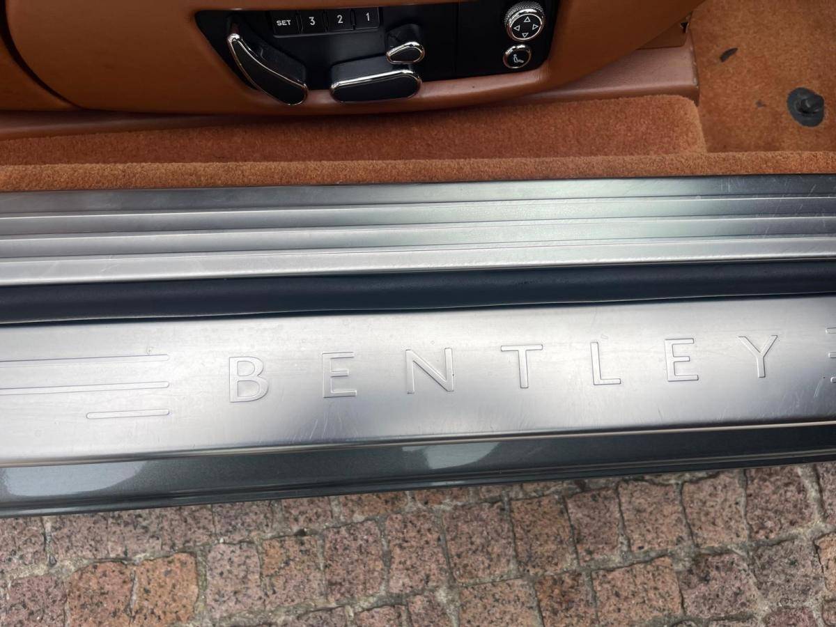 bentley-continental-2008-gasolina-5998cc