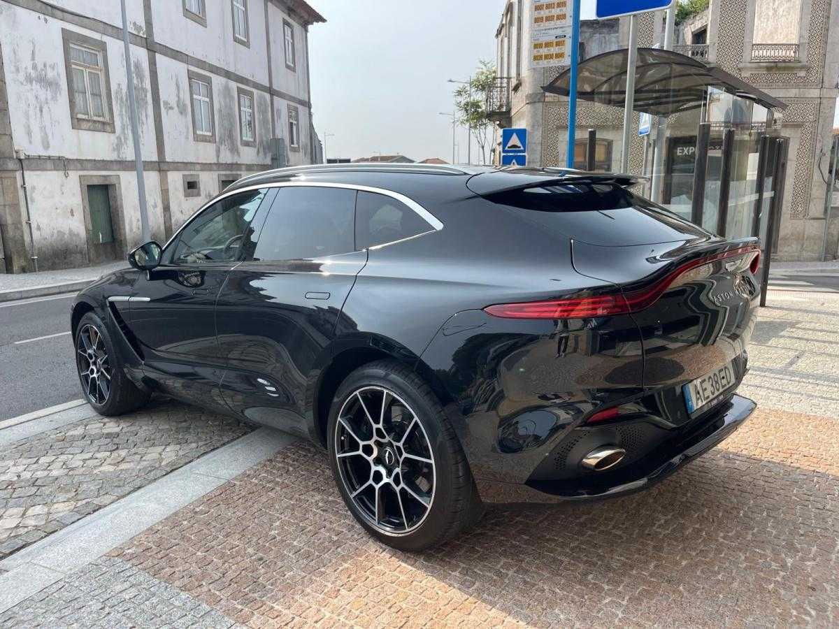 aston-martin-dbx-2020-gasolina-3982cc