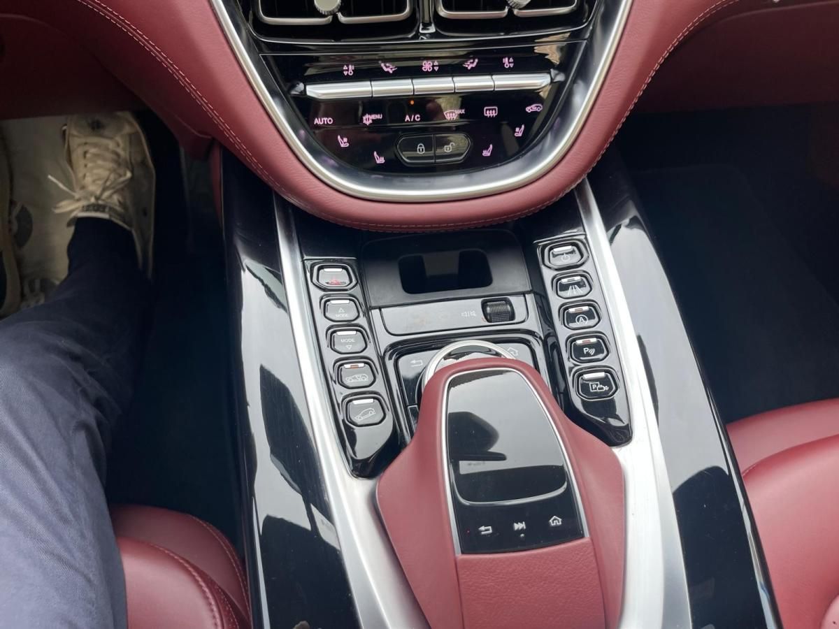 aston-martin-dbx-2020-gasolina-3982cc