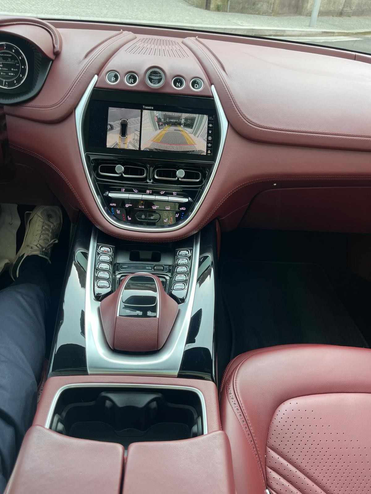 aston-martin-dbx-2020-gasolina-3982cc