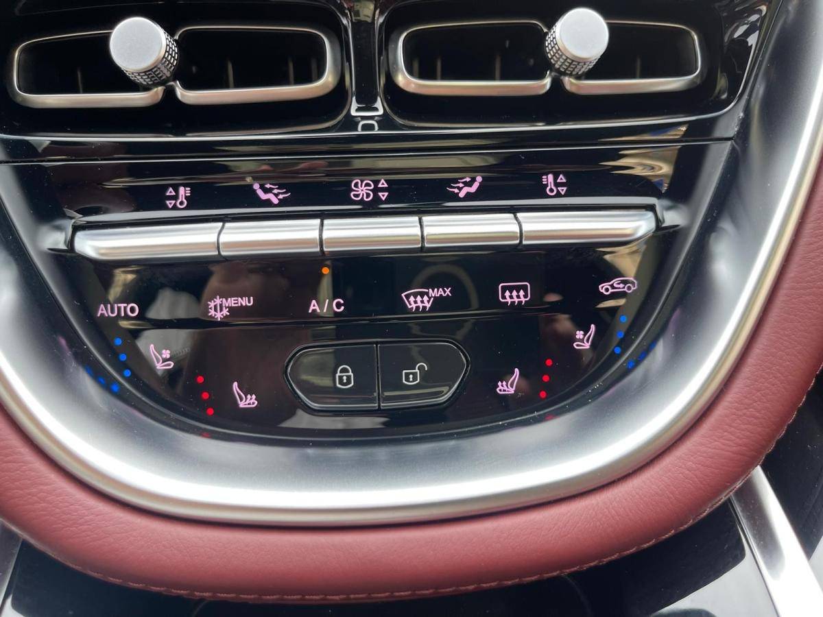 aston-martin-dbx-2020-gasolina-3982cc