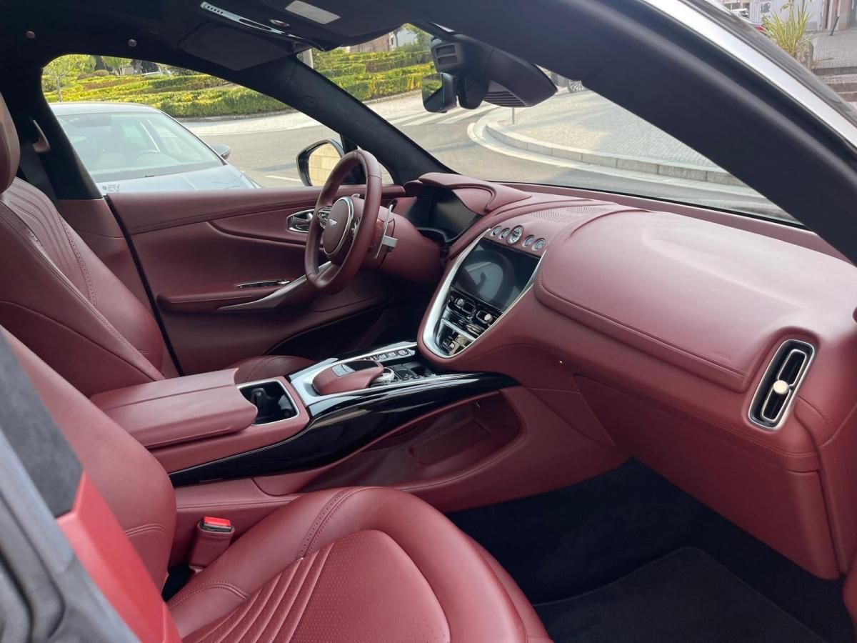 aston-martin-dbx-2020-gasolina-3982cc