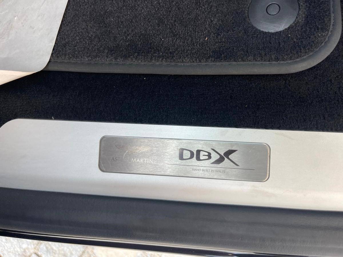 aston-martin-dbx-2020-gasolina-3982cc