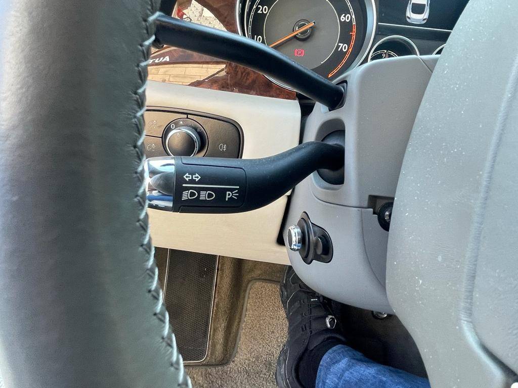 bentley-continental-2011-gasolina-5998cc