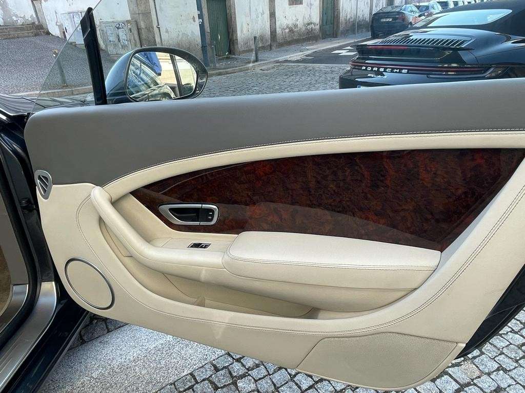 bentley-continental-2011-gasolina-5998cc