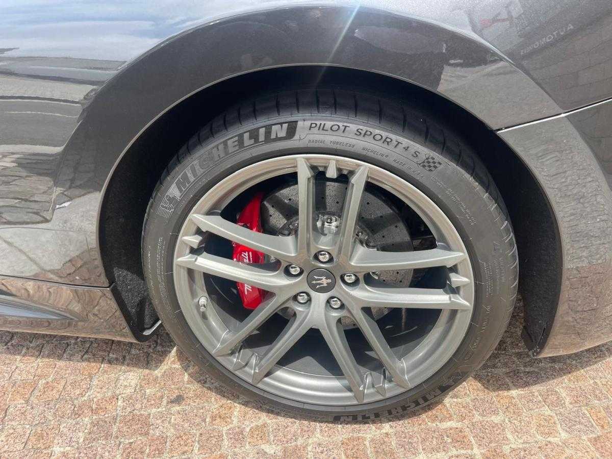 maserati-granturismo-2016-gasolina-4691cc
