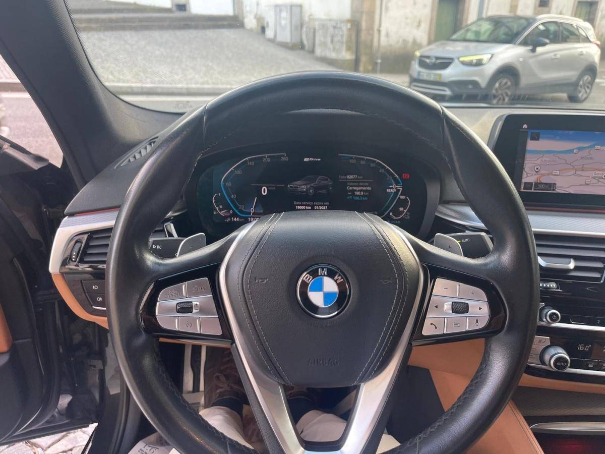 bmw-serie-5-2021-hibrido-a-gasolina-1998cc