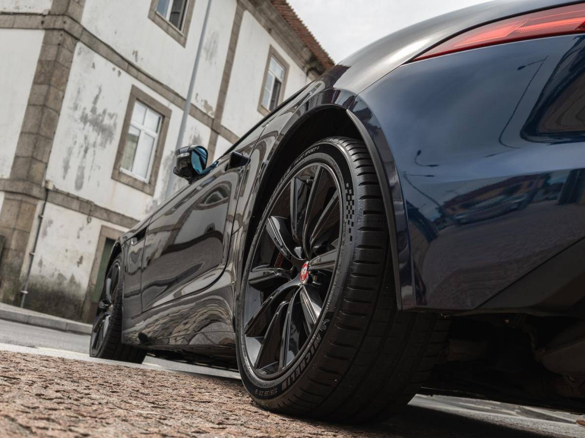 jaguar-f-type-2015-gasolina-2995cc