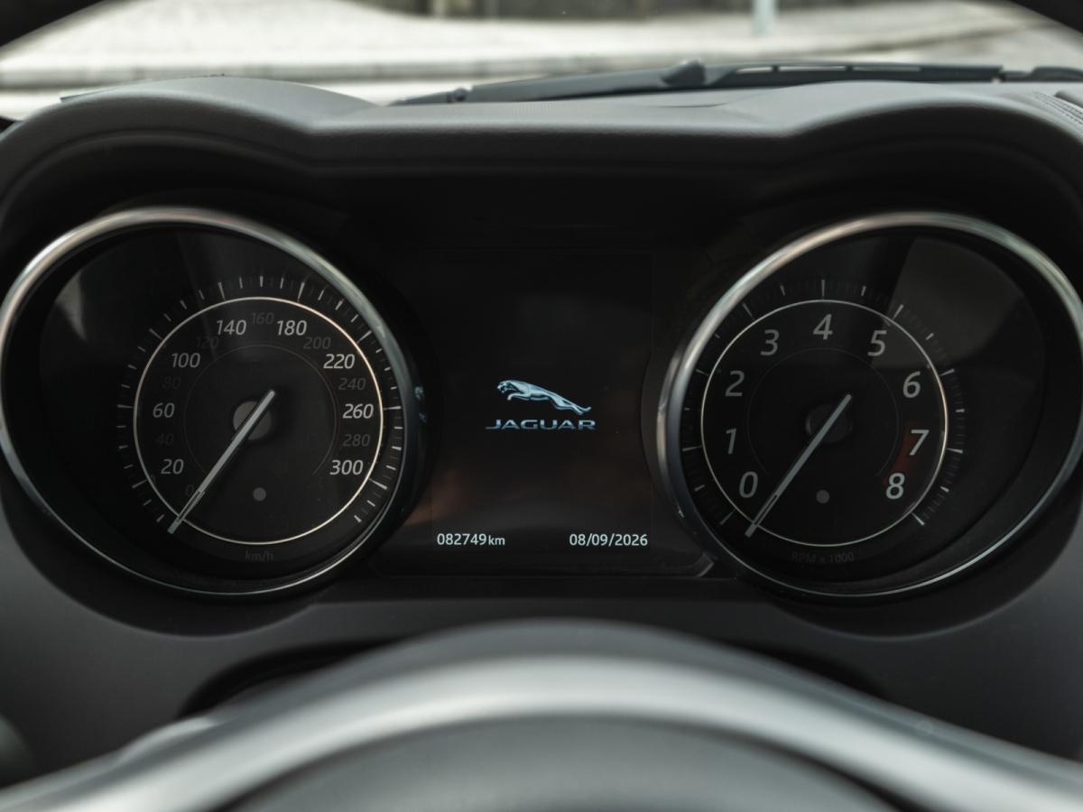 jaguar-f-type-2015-gasolina-2995cc