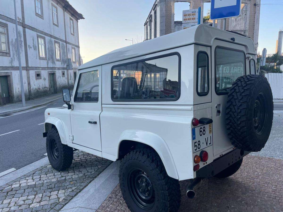 land-rover-defender-2003-diesel-2495cc