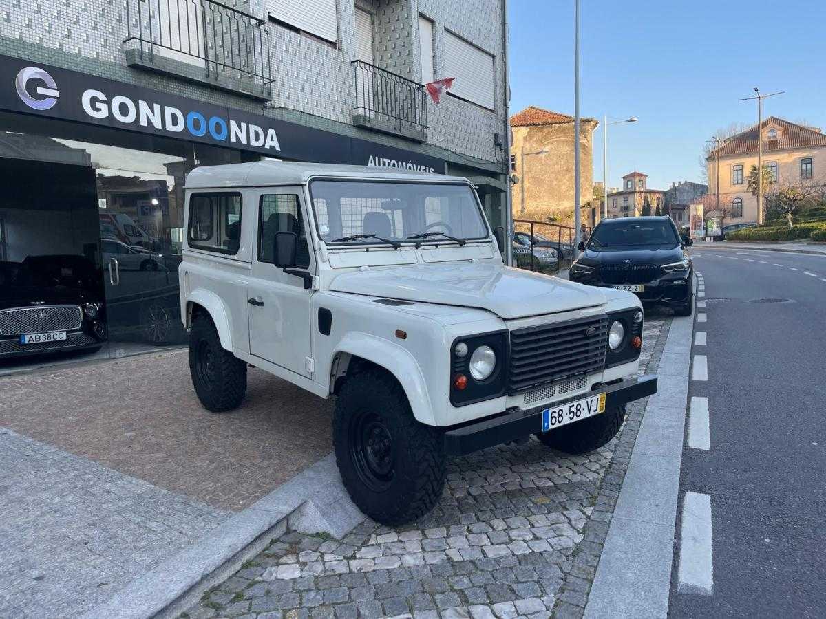 land-rover-defender-2003-diesel-2495cc