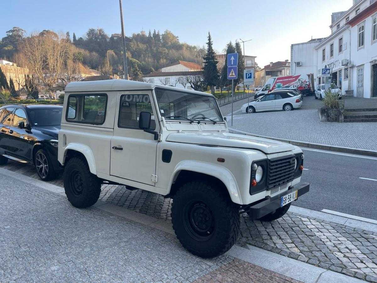 land-rover-defender-2003-diesel-2495cc