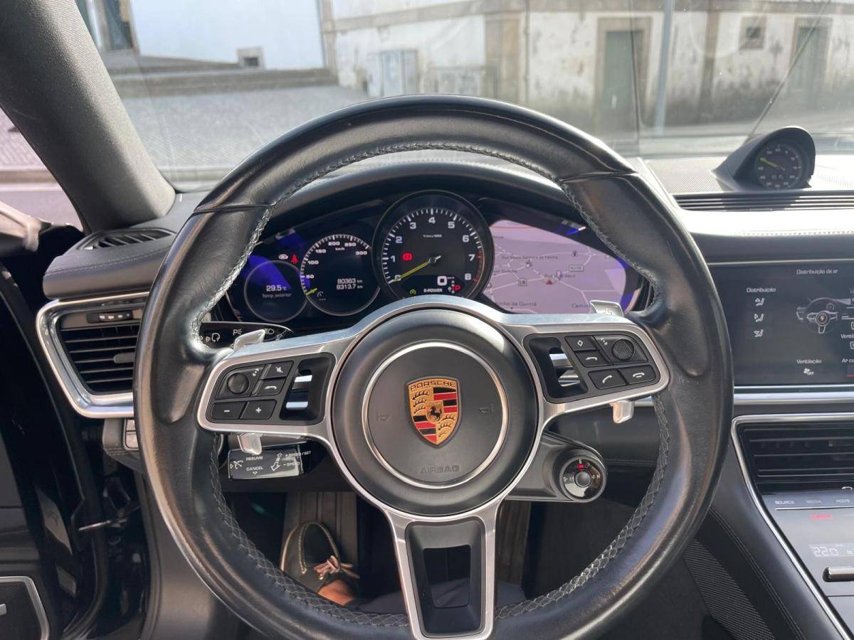 porsche-panamera-2018-hibrido-a-gasolina-2894cc