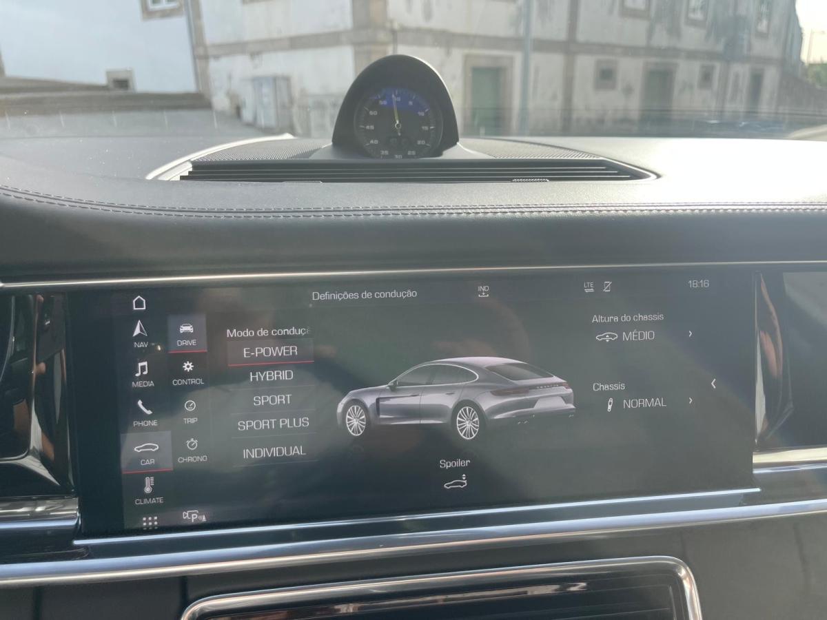 porsche-panamera-2018-hibrido-a-gasolina-2894cc