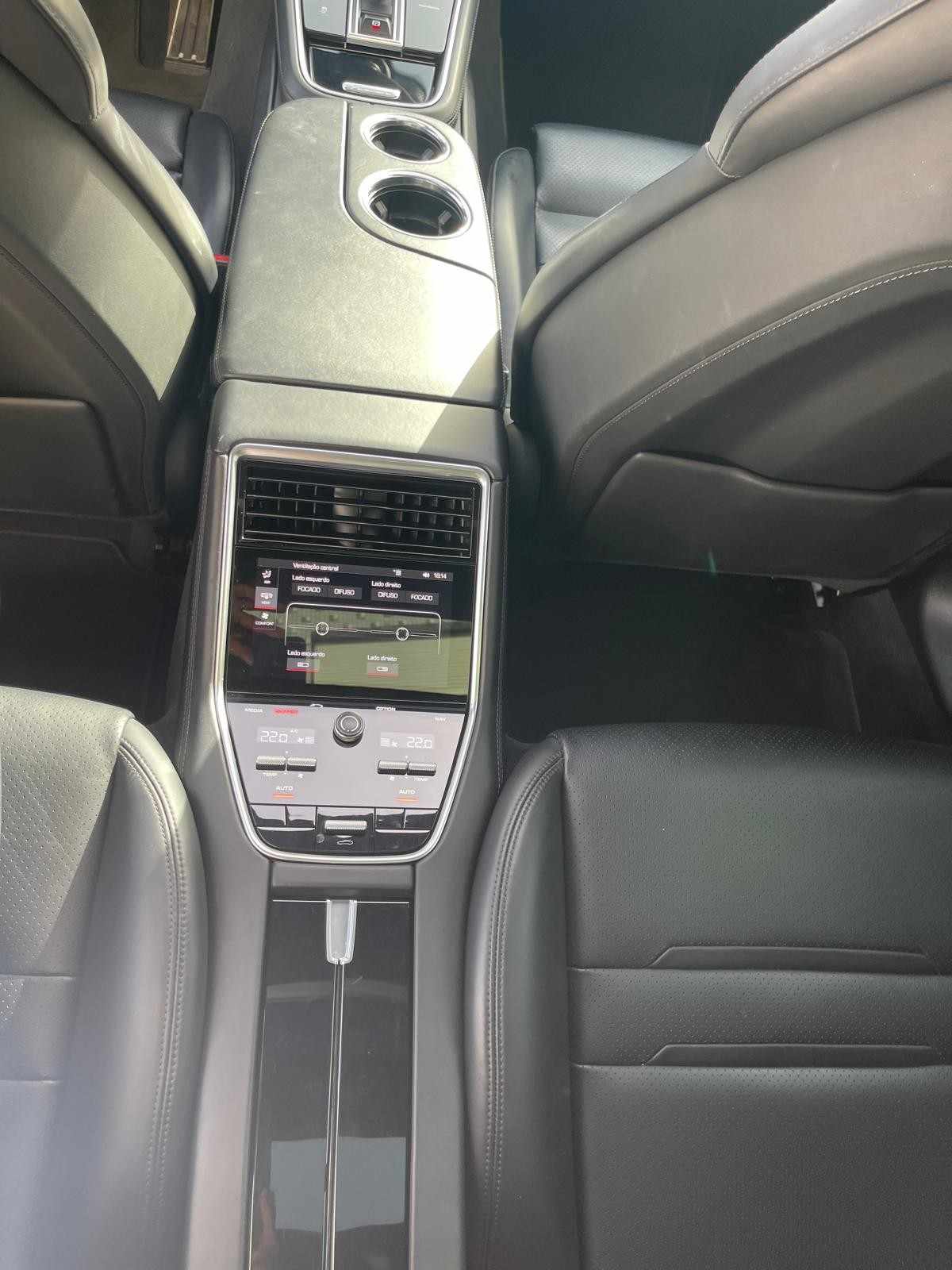 porsche-panamera-2018-hibrido-a-gasolina-2894cc