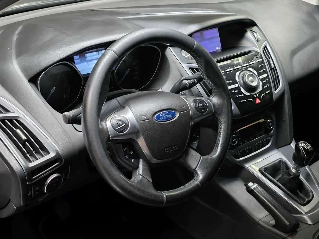ford-focus-sw-2012-diesel-1560cc